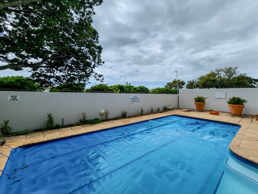 To Let 2 Bedroom Property for Rent in Three Anchor Bay Western Cape